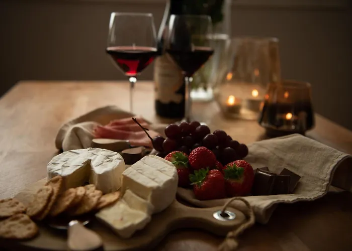 Spacious Apt, Big Roof Terrace, Free Parking Apartament