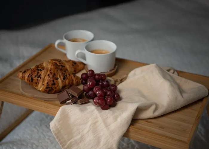 Spacious Apt, Big Roof Terrace, Free Parking Apartament *