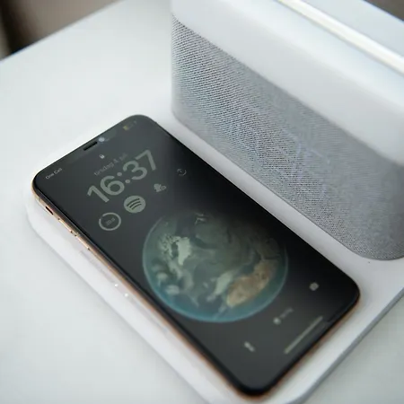 Spacious Apt, Big Roof Terrace, Free Parking Appartamento